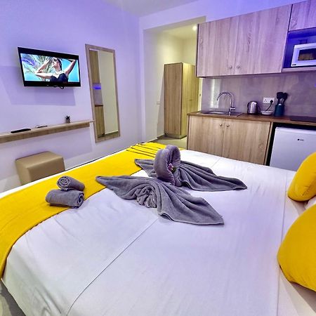 Sun Plaza Suites - Adults Only Agia Napa Exterior foto