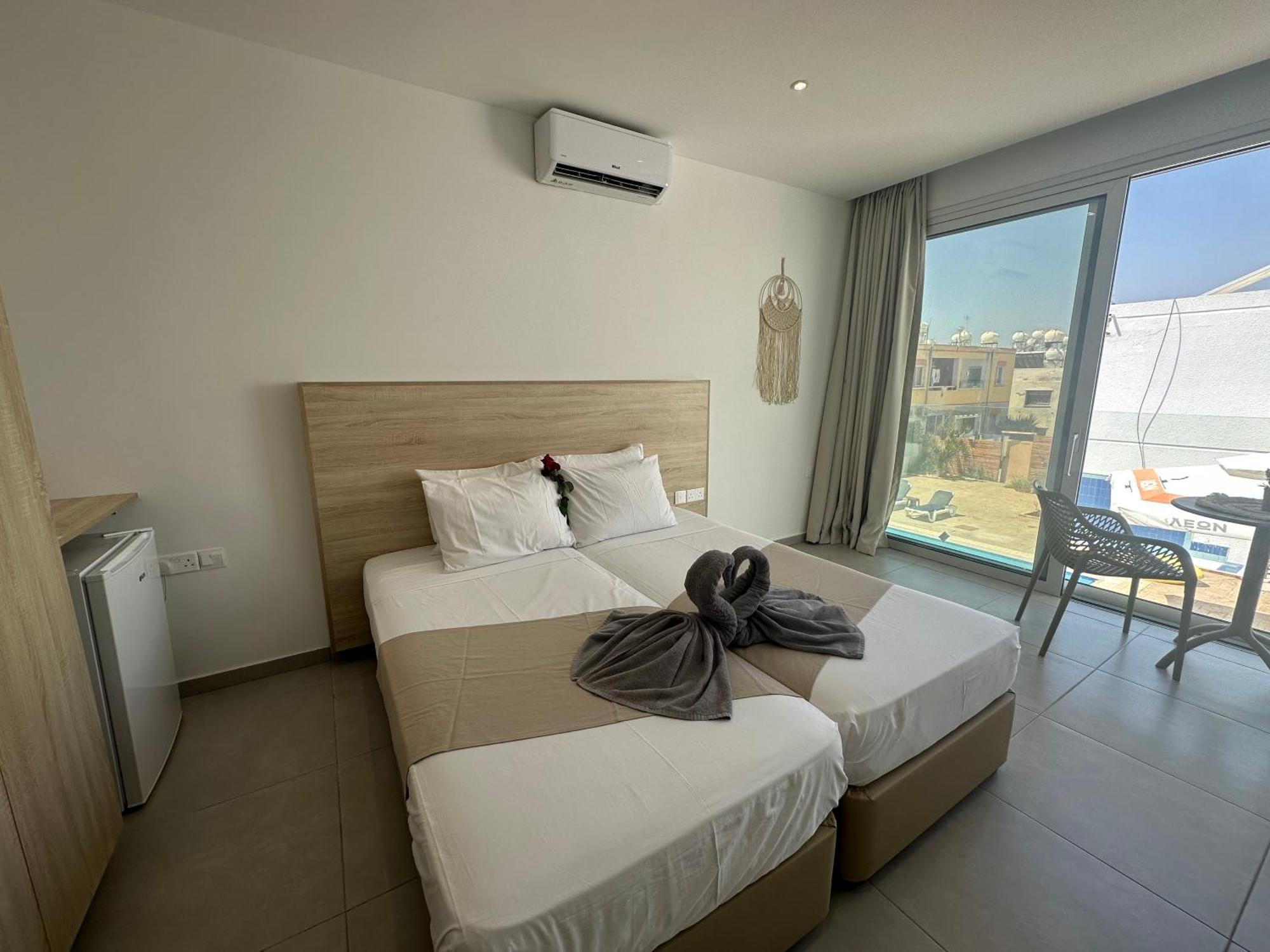 Sun Plaza Suites - Adults Only Agia Napa Exterior foto