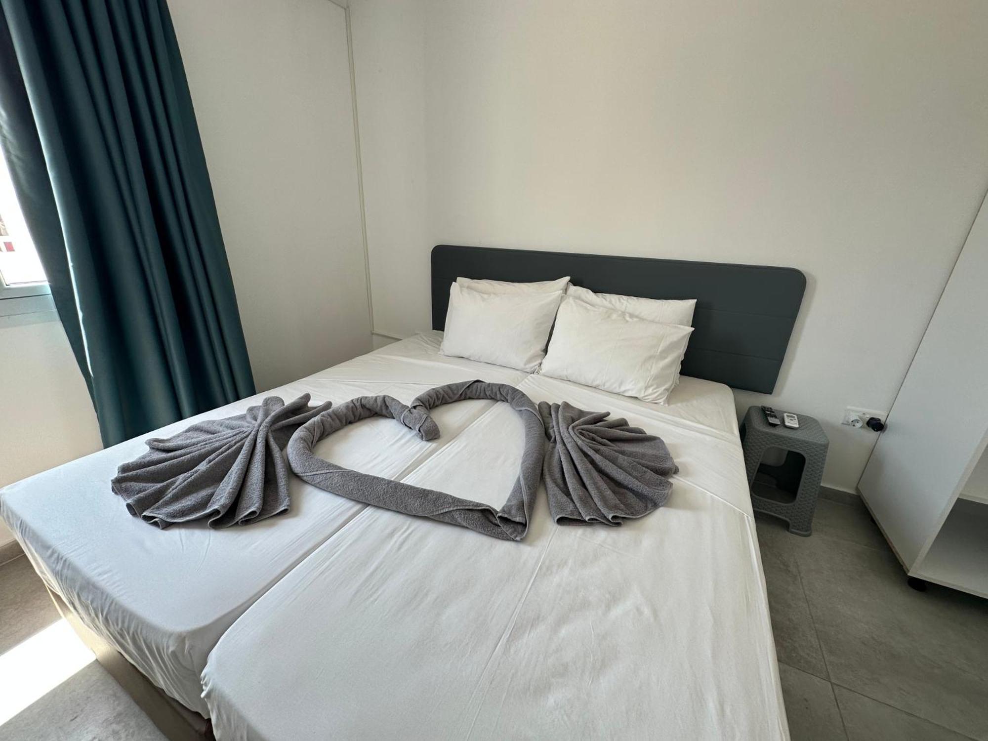 Sun Plaza Suites - Adults Only Agia Napa Exterior foto